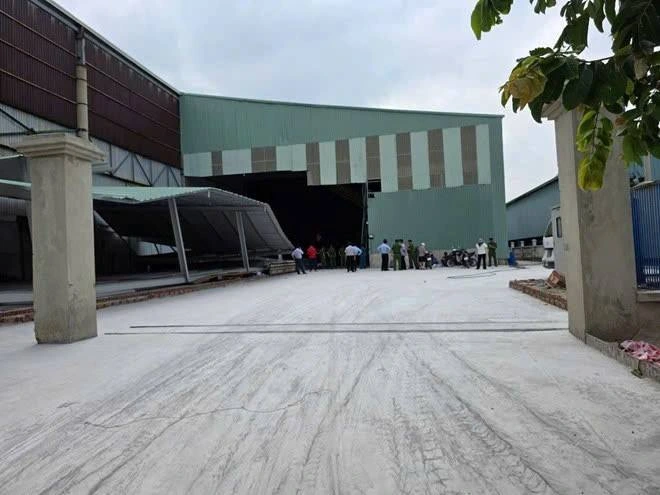 Bình Dương: Thông tin mới nhất về vụ sập nhà xưởng làm 3 người tử vong Bình Dương: Thông tin mới nhất về vụ sập nhà xưởng làm 3 người tử vong